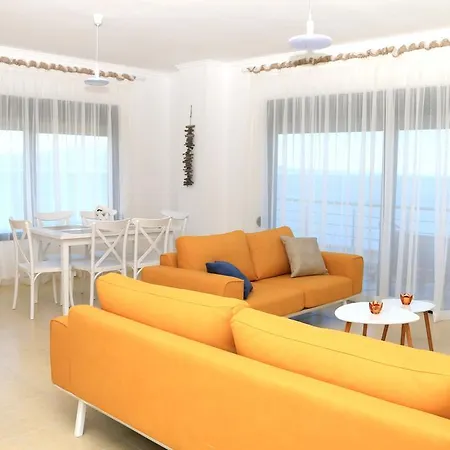 Harito Apartment